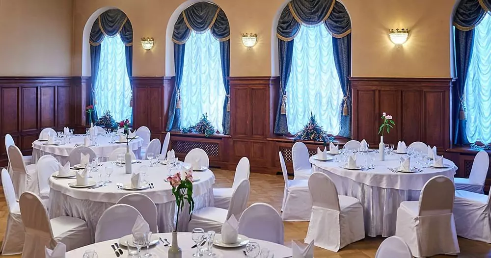 Petro Palace Hotel — Sala «Dubovyy» — foto 1