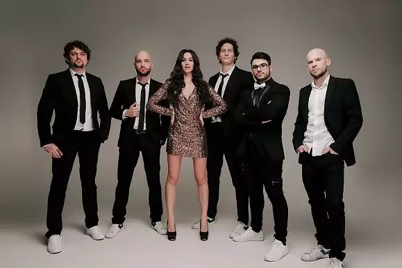 Cover-band TARANTINOS