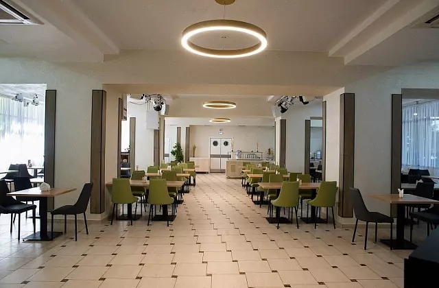 AMAKS Hotel Omsk — Restaurant “Banquet Hall”
