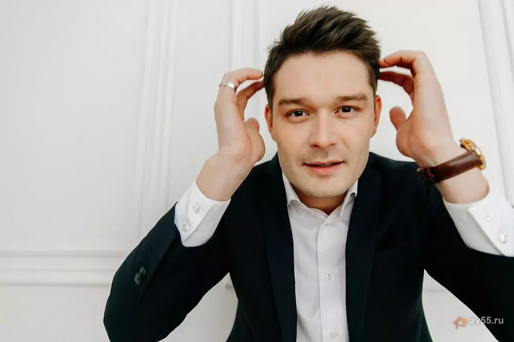 Presentador Egor Grigóriev: foto 1