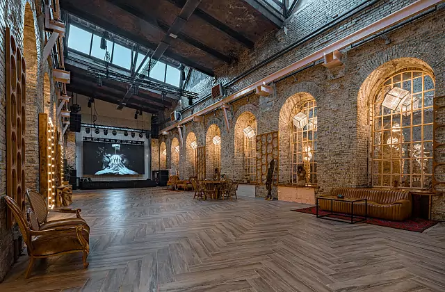LOFT HALL #7 — Cameron Hall