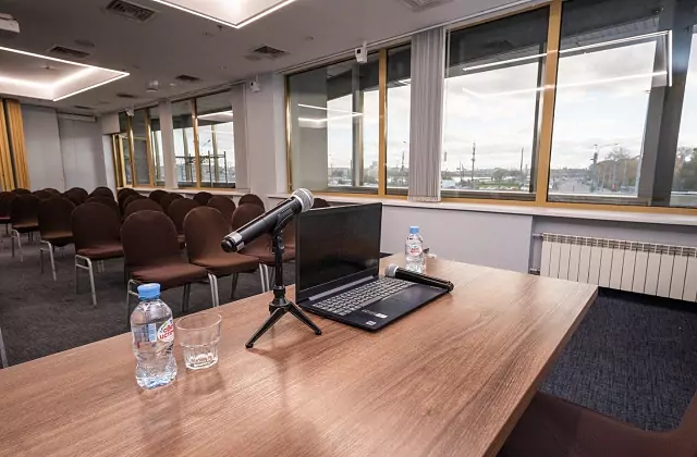 Hotel „Moskau“ – Saal „Leningradskij“