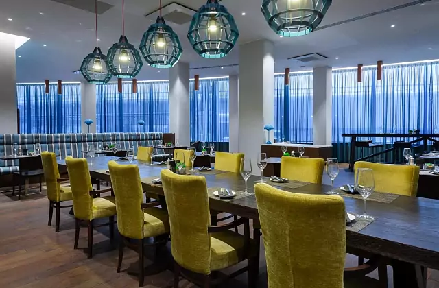 Cosmos Selection Moskova Şeremetyevo Havalimanı (eski Sheraton Sheremetyevo) — «Stratosfera» Restoranı