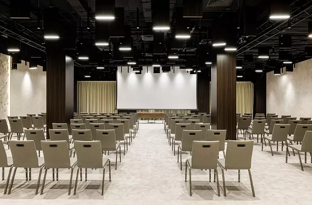 Hyatt Regency Moscow Petrovsky Park — Maslov Hall