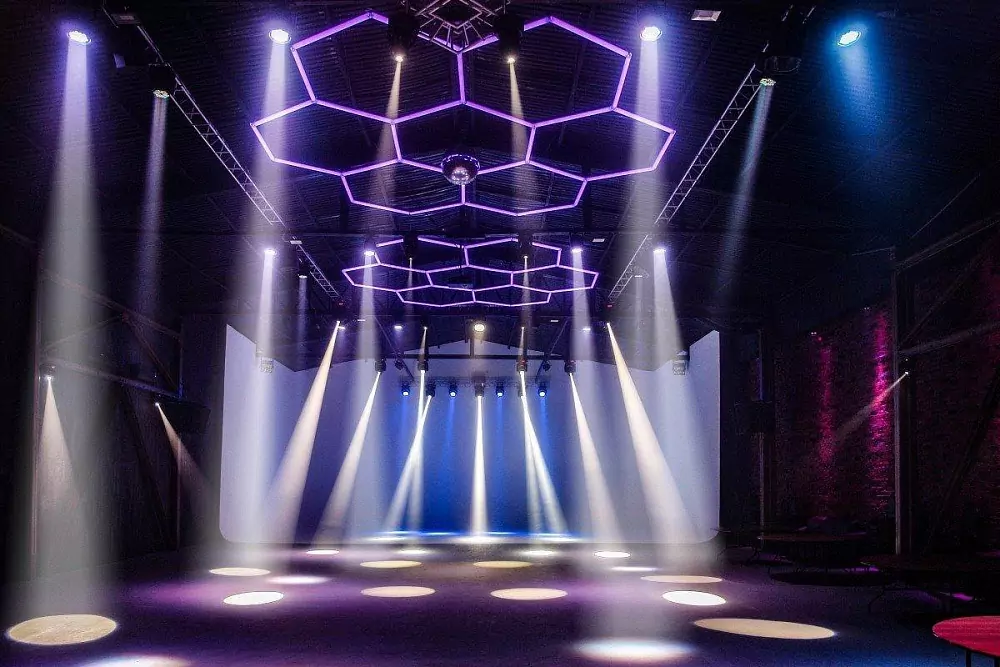 Sala loft en Leninskiy prospekt — foto 1