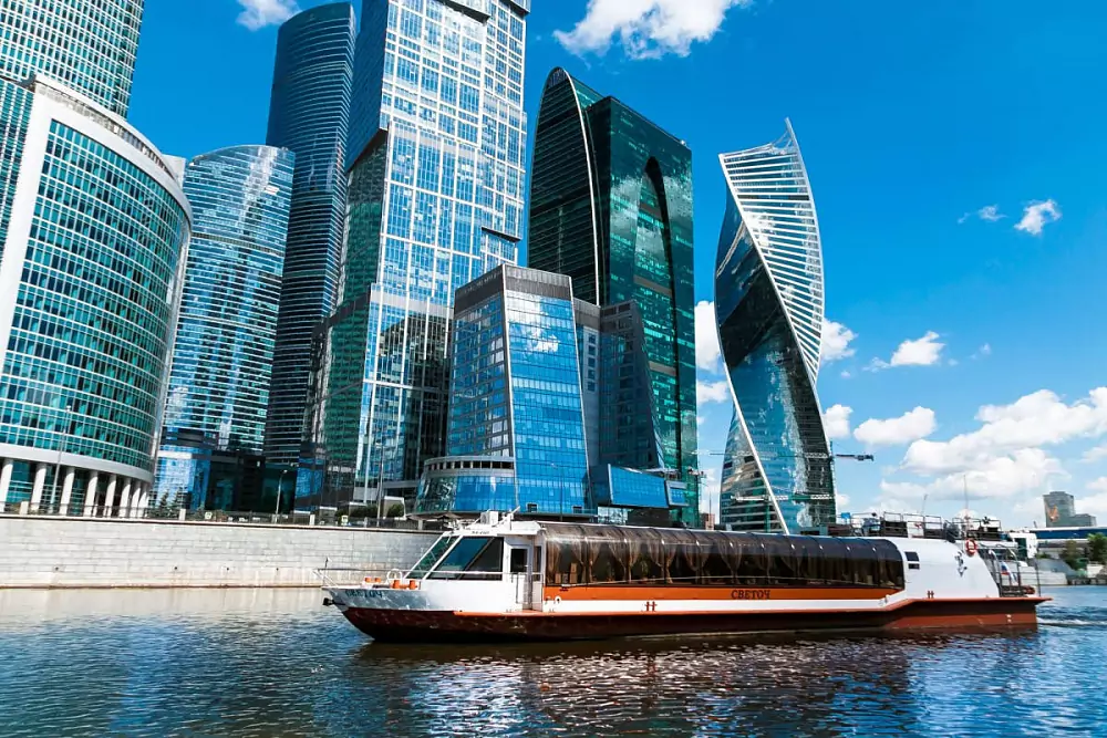RED BOAT — Svetoch Teknesi — fotoğraf 1