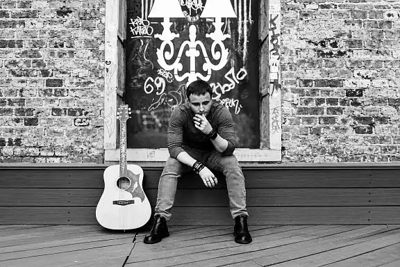 Vocalista Vladímir Soloviov