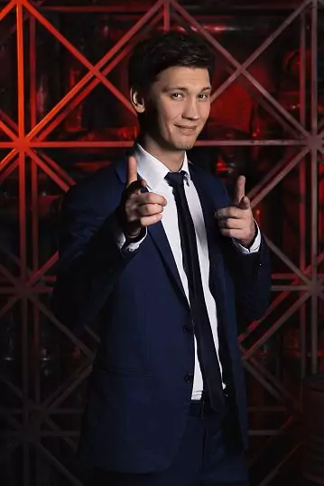 Фокусник Александр Наумов