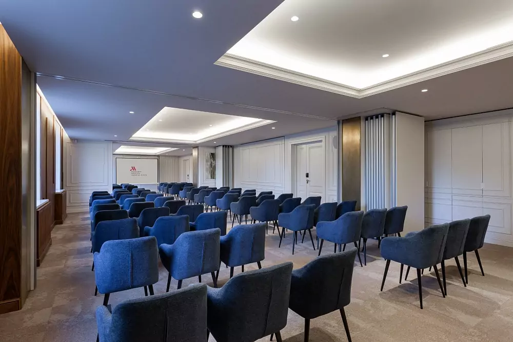 Moskau Marriott Imperial Plaza – Konferenzsaal „Paris + Wien + Moskau“ – Foto 1