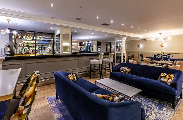 Vasilievsky Hotel — Ресторан, Арт-рум и Библиотека