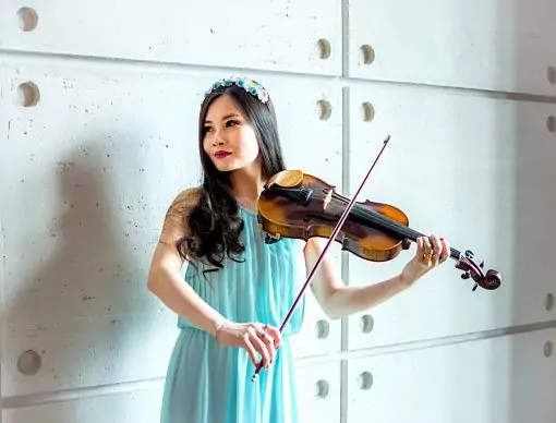 Violinista Alisa Sorokvashina