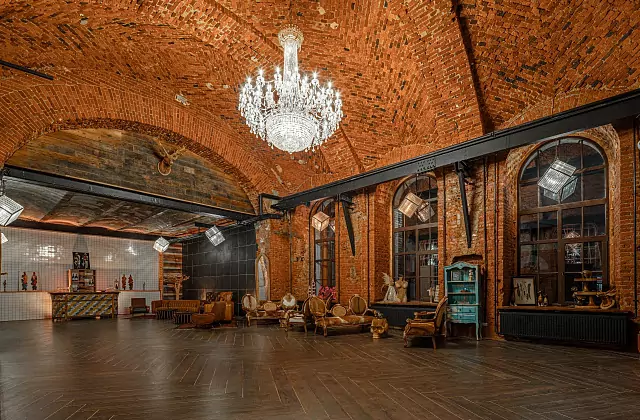 LOFT HALL #7 — Montferrand Hall