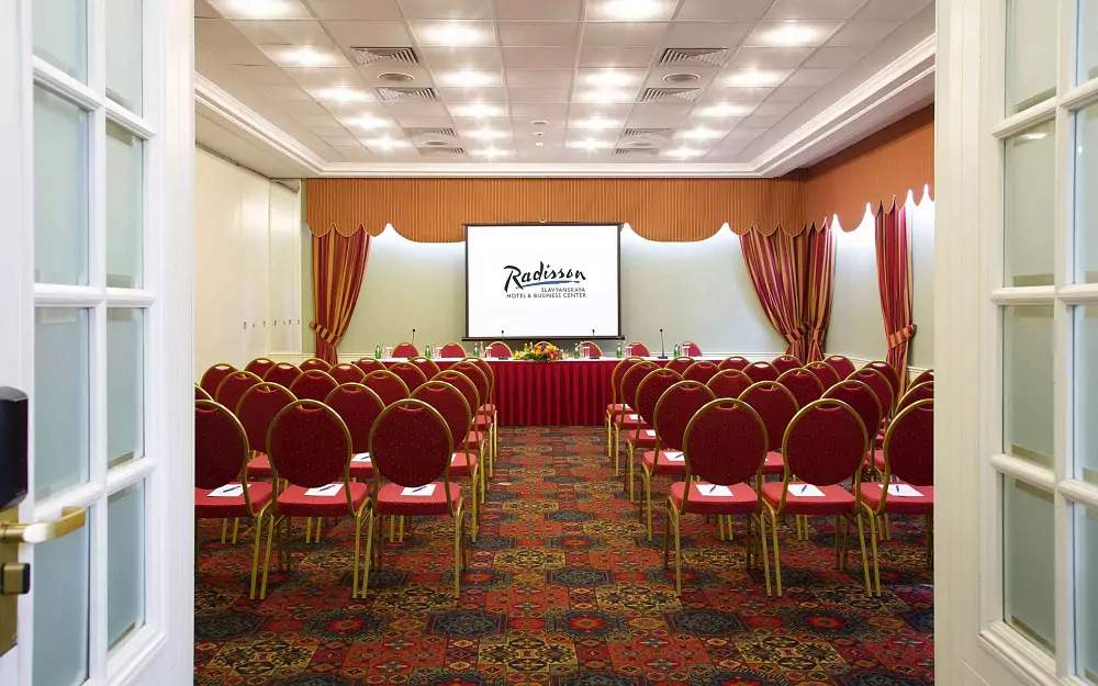 Radisson Slavyanskaya — Sala «Chéjov» — foto 1