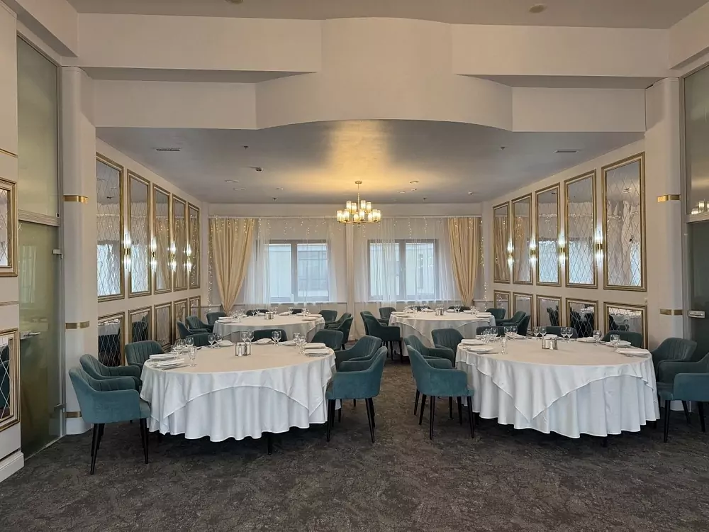 Hotel «Ambassador» — Saal «Kleines Panorama» — Foto 1