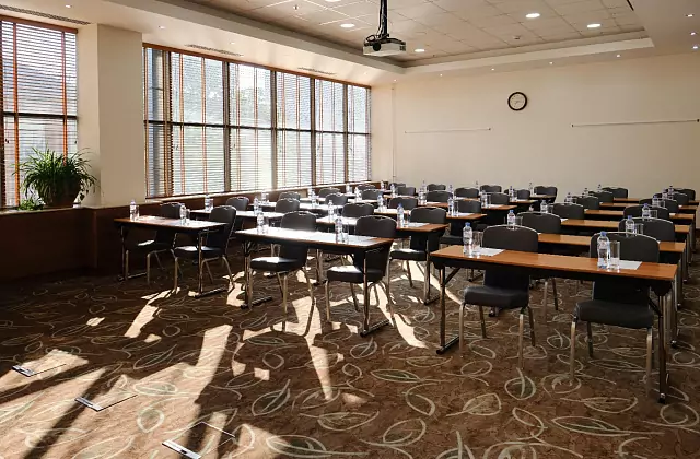 Holiday Inn Moscow Sokolniki — Vorobyovy Gory Hall