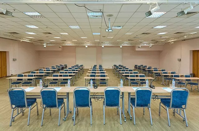 Hôtel « Rossiya » — Salle de conférence « Ekaterininski »
