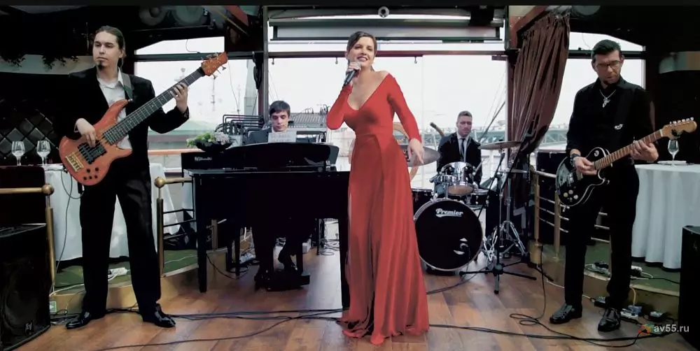 La cantante Natalia Sklyarova — foto 1
