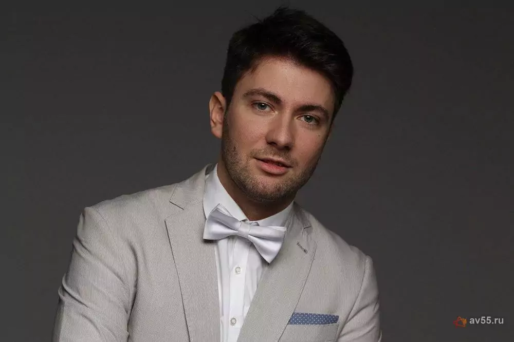 Presentador Iván Gostev — foto 1