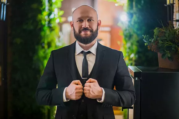 Moderator Roman Chochlow