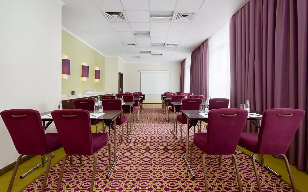CORT INN Saint Petersburg — «Zhukovsky» Salonu — fotoğraf 1