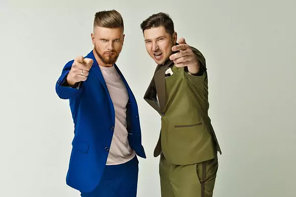 Dúo de presentadores Kukota y Chejov