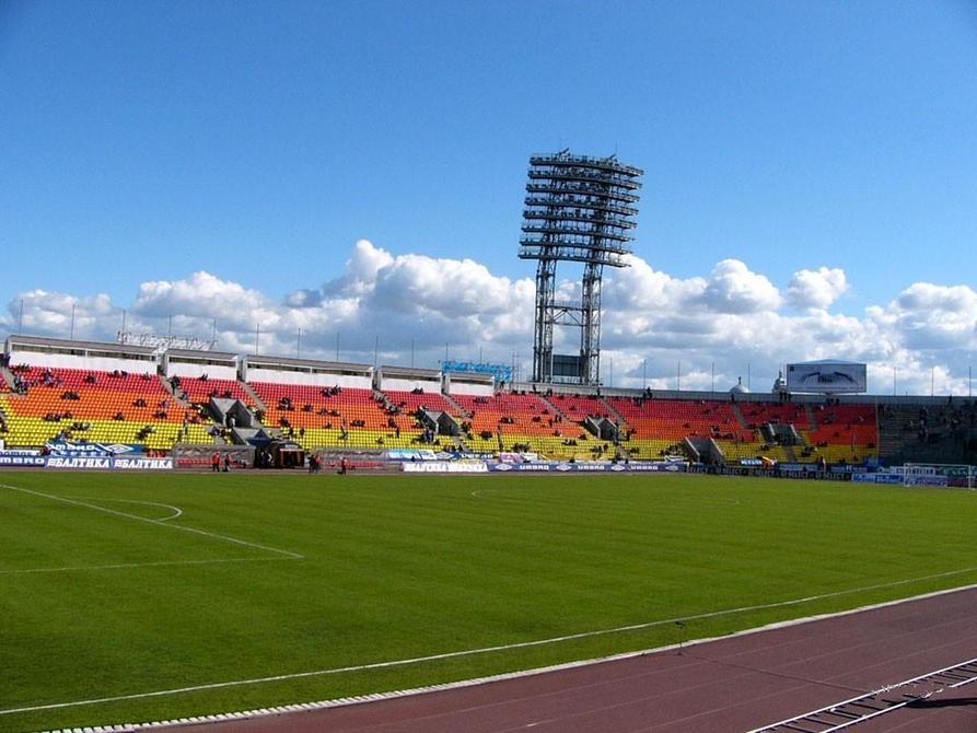 Stade « Sibirsky Neftyanik » — photo 1