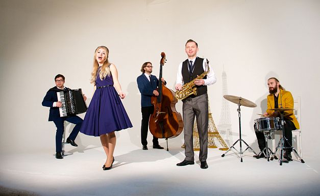 Conjunto de música francesa Lafare