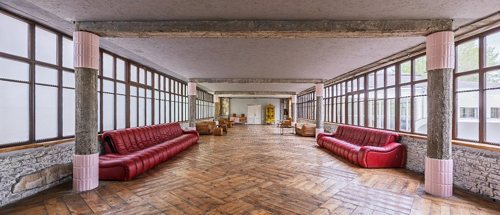 LOFT HALL #8 — Crystal Hall — Foto 1