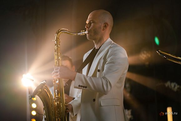 Saxophonist Ilja Nowikow