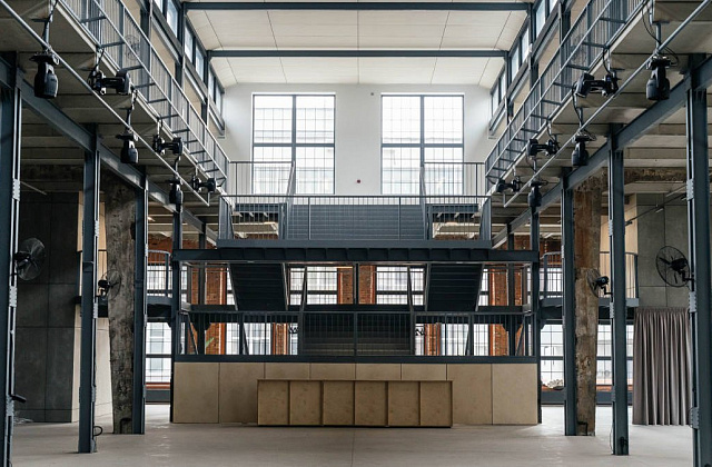 AGLOFT — GRAND HALL