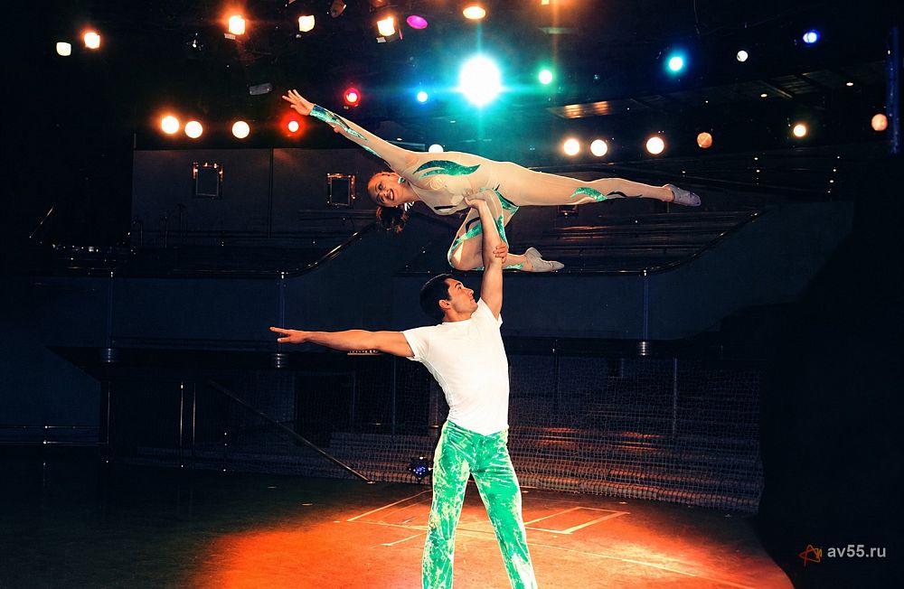 Dúo acrobático «Adage» — foto 1