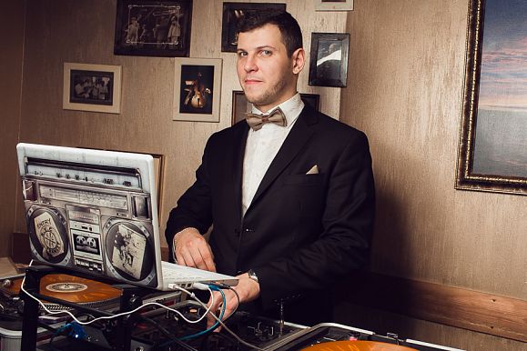 Диджей Дмитрий Буркалов (Dj DimaVinill)